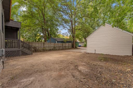 1223 Reaney Avenue, Saint Paul, MN 55106