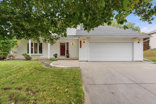 Lovely Two Story in the Countryside Neighborhood