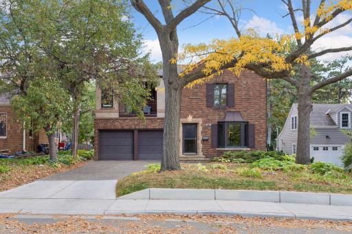 1384 Como Boulevard E, Saint Paul, MN 55117