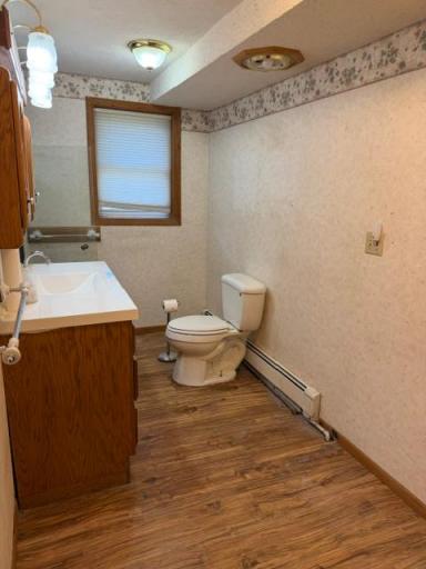 200 4th Street, Grove City, MN 56243