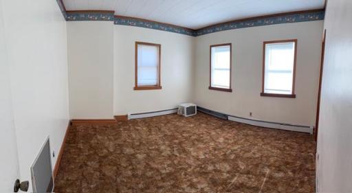 200 4th Street, Grove City, MN 56243