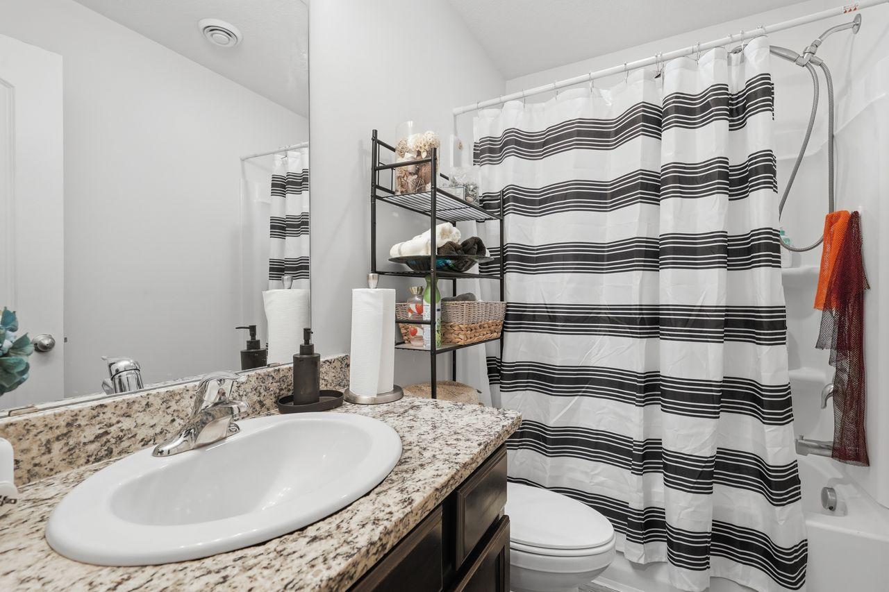 Main bathroom