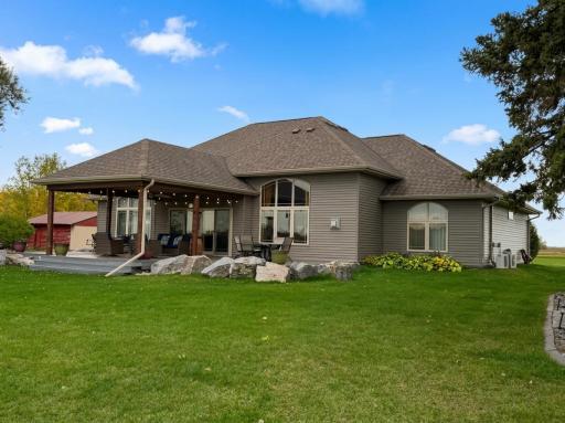 1984 Maple Drive NW, Baudette, MN 56623