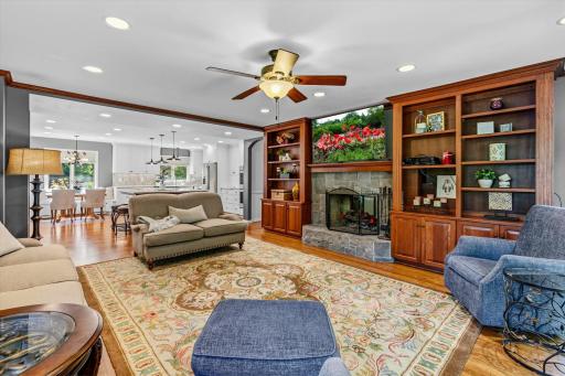 6716 W Shore Drive, Minneapolis, MN 55435