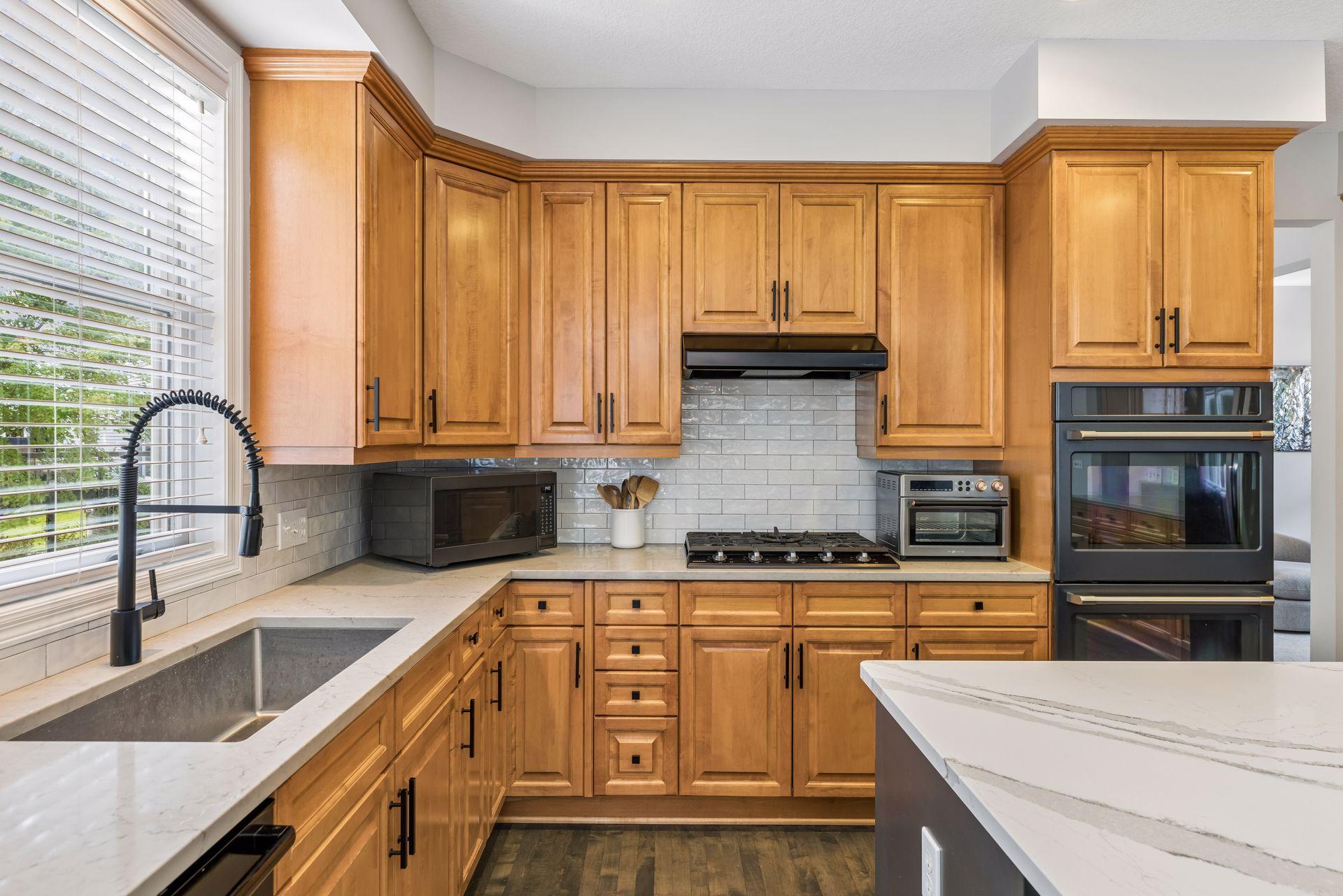 17555 45th Avenue North - Spacecrafting - 0016.jpg