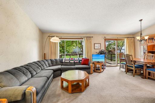 4292 Eagle Crest Drive, Eagan, MN 55122
