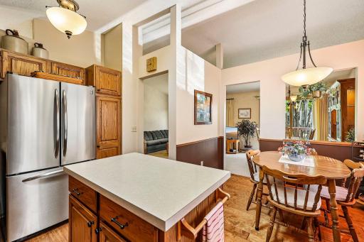4292 Eagle Crest Drive, Eagan, MN 55122