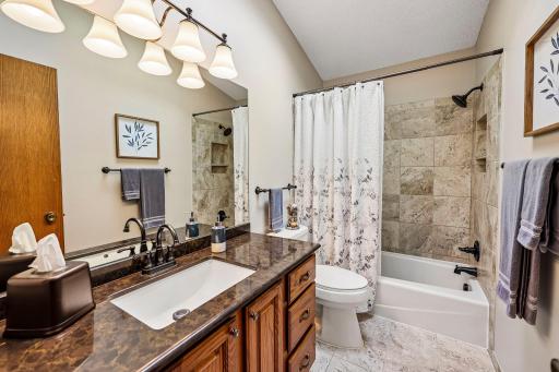 4292 Eagle Crest Drive, Eagan, MN 55122