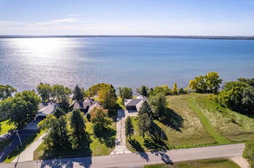 38192 N Shore Drive, Battle Lake, MN 56515
