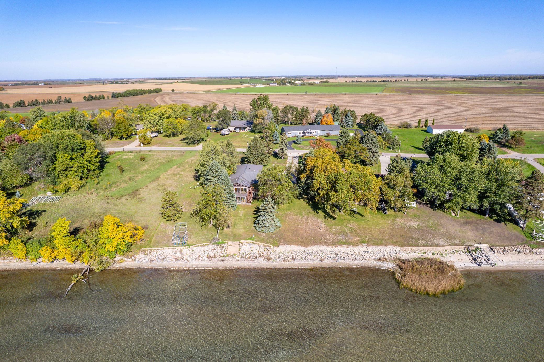 38192 N Shore Dr BL-306.jpg