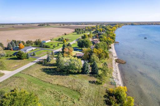 38192 N Shore Drive, Battle Lake, MN 56515