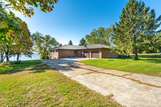 38192 N Shore Drive, Battle Lake, MN 56515