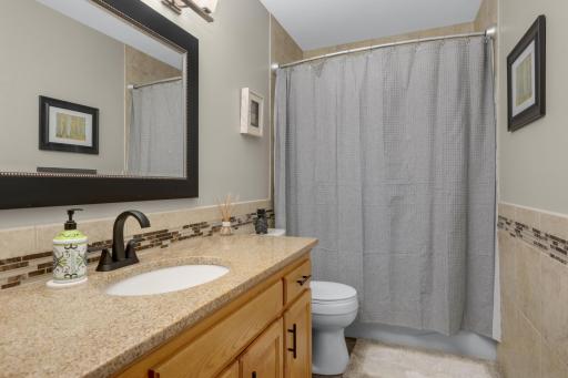 14490 42nd Avenue N, Plymouth, MN 55446