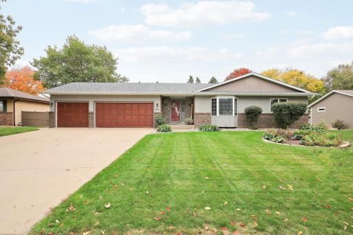 624 Hennes Avenue, Shakopee, MN 55379