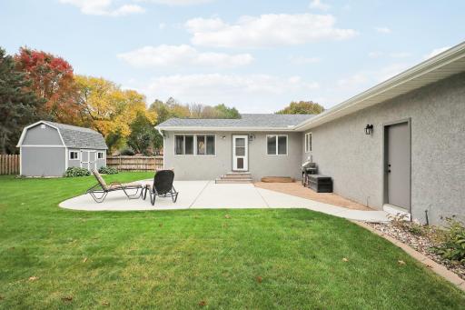 624 Hennes Avenue, Shakopee, MN 55379