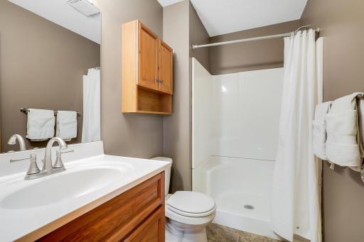 890 Newport Avenue, Shakopee, MN 55379