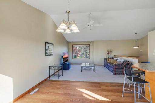 890 Newport Avenue, Shakopee, MN 55379