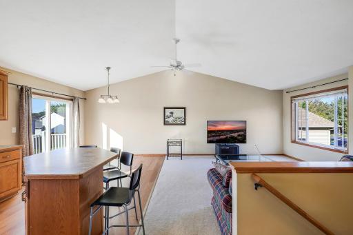 890 Newport Avenue, Shakopee, MN 55379