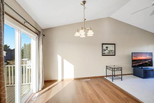 890 Newport Avenue, Shakopee, MN 55379