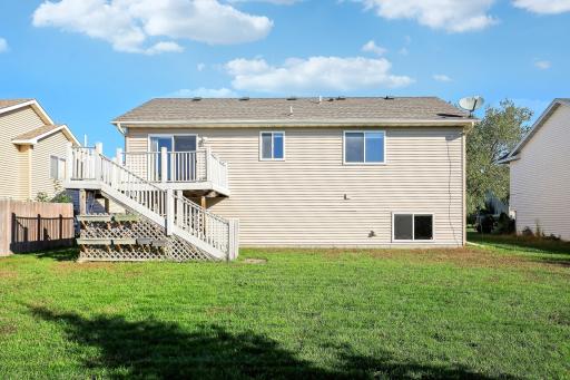 890 Newport Avenue, Shakopee, MN 55379