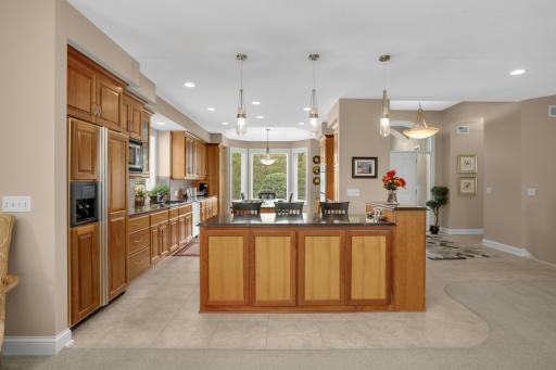 124 Stonebridge Road, Saint Paul, MN 55118