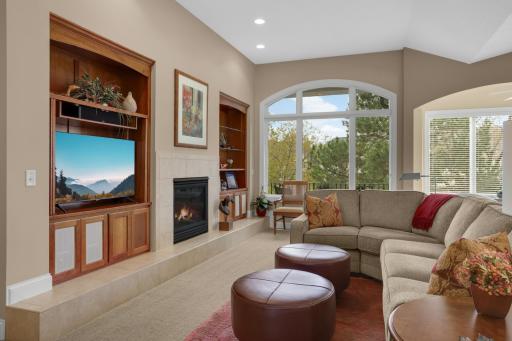 124 Stonebridge Road, Saint Paul, MN 55118
