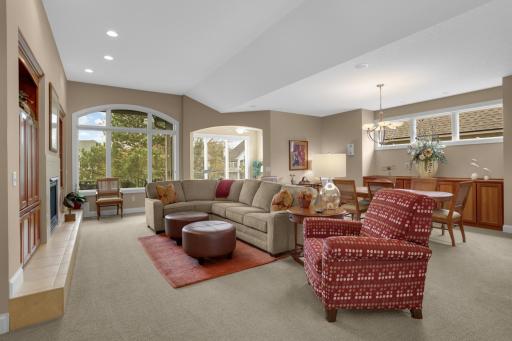 124 Stonebridge Road, Saint Paul, MN 55118