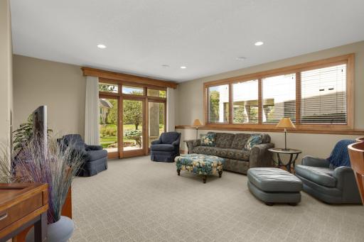 124 Stonebridge Road, Saint Paul, MN 55118