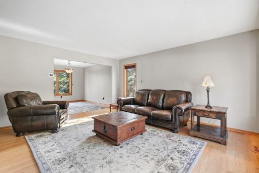 12560 Dorchester Trail, Apple Valley, MN 55124