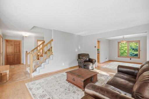 12560 Dorchester Trail, Apple Valley, MN 55124