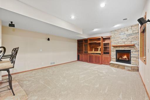 12560 Dorchester Trail, Apple Valley, MN 55124