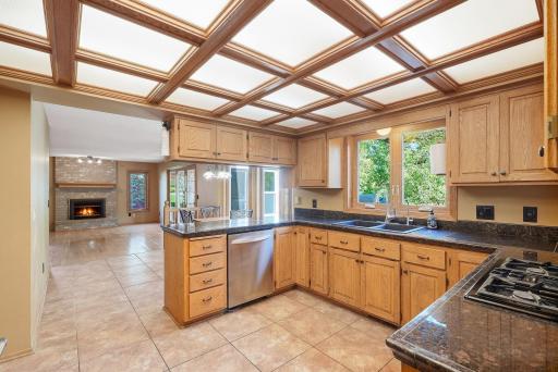 12560 Dorchester Trail, Apple Valley, MN 55124