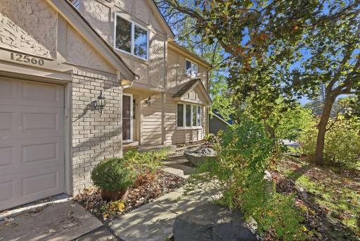 12560 Dorchester Trail, Apple Valley, MN 55124