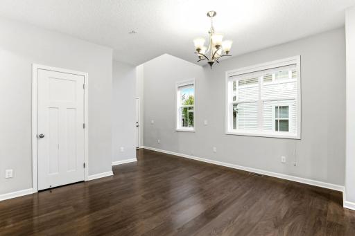 4366 Corn Silk Lane, Woodbury, MN 55129