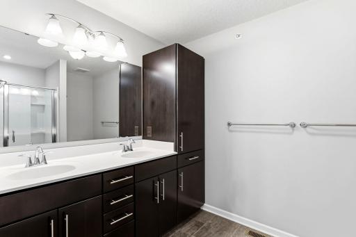 4366 Corn Silk Lane, Woodbury, MN 55129