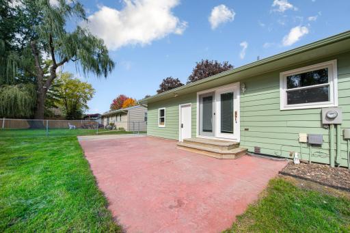 617 13th Street NE, Owatonna, MN 55060