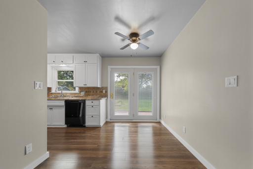 617 13th Street NE, Owatonna, MN 55060