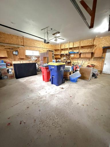 220 3rd Avenue NE, Plainview, MN 55964