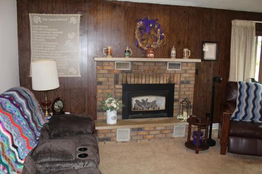 220 3rd Avenue NE, Plainview, MN 55964
