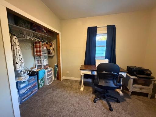 301 12TH Avenue E, Lisbon, ND 58054