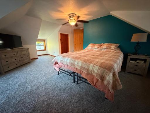 301 12TH Avenue E, Lisbon, ND 58054