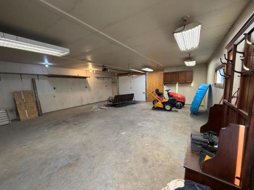 301 12TH Avenue E, Lisbon, ND 58054