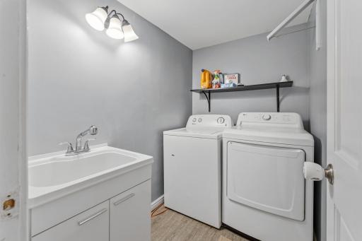 805 Golf Avenue SW, Pine City, MN 55063