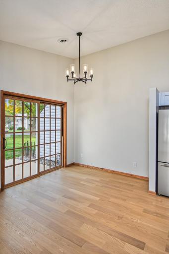 3612 Gershwin Lane N, Oakdale, MN 55128
