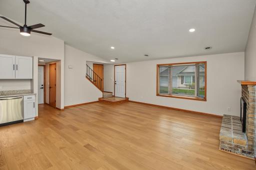 3612 Gershwin Lane N, Oakdale, MN 55128