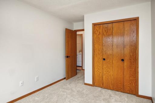 3612 Gershwin Lane N, Oakdale, MN 55128