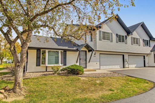 3612 Gershwin Lane N, Oakdale, MN 55128