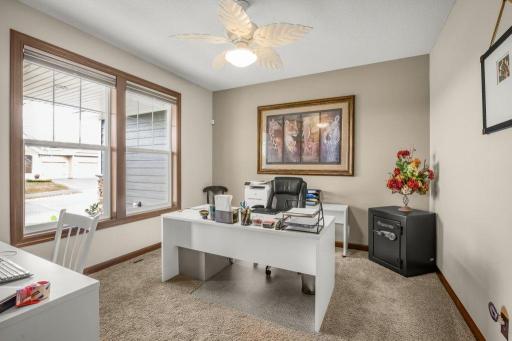 1541 Belmont Avenue NW, Shakopee, MN 55379