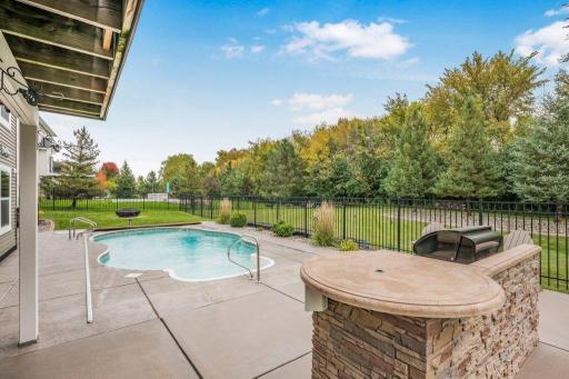 1541 Belmont Avenue NW, Shakopee, MN 55379