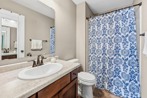 1578 18th Street NE, Sauk Rapids, MN 56379